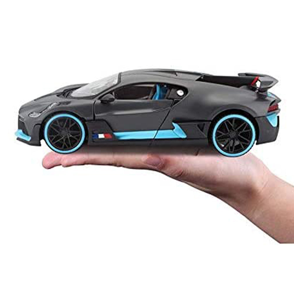 1.32 Bugatti Divo Zinc Alloy Pull Back Car Diecast Electronic Car with Light and Music - Battery Powered_7