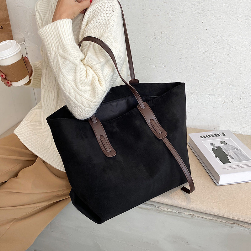 Advanced sense Big bag female high-capacity 2021 new pattern tide Autumn and winter Soft skin Tote Bag college student attend class;class begins The single shoulder bag